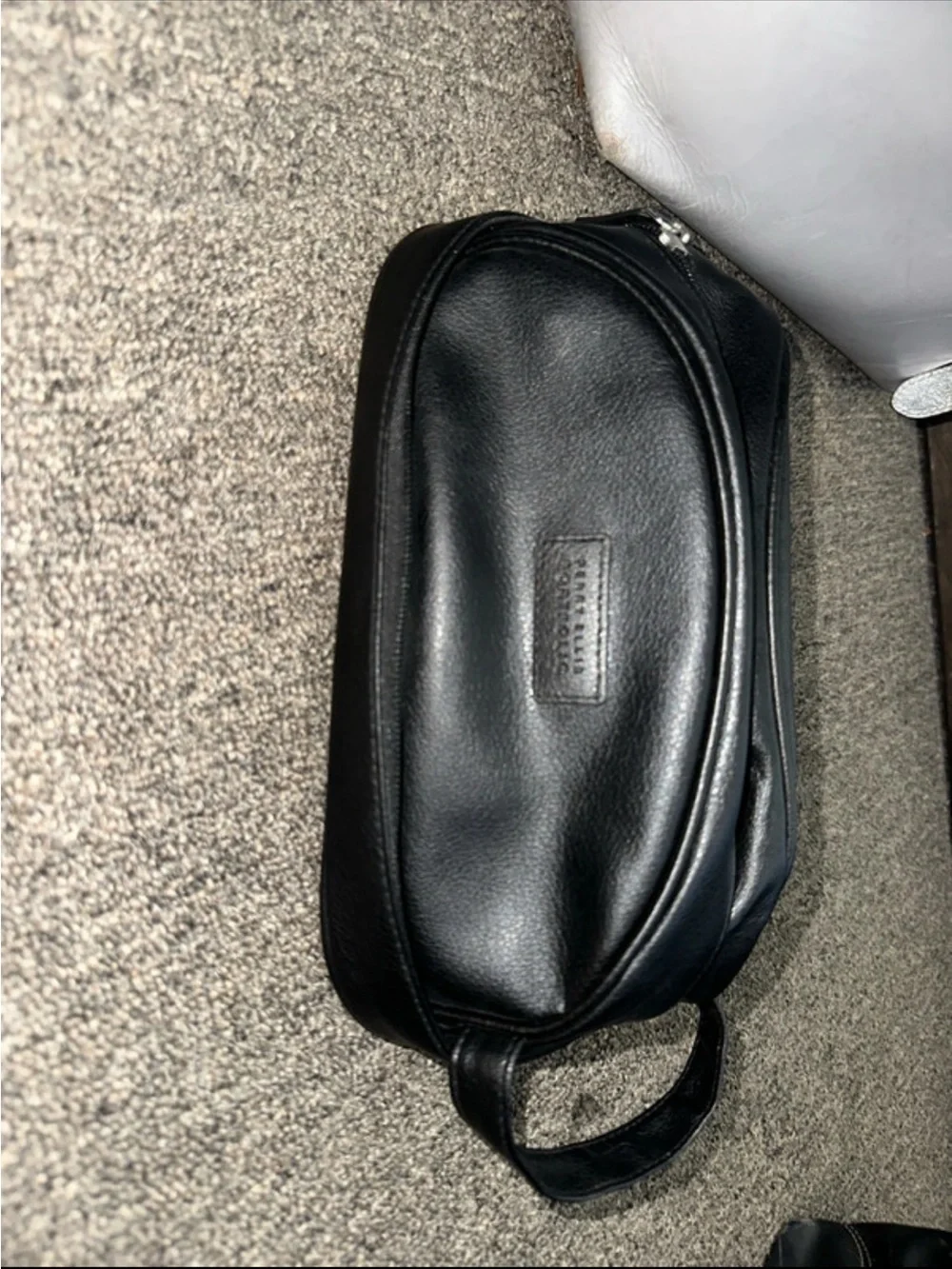 Perry Ellis Black Leather Men’s Travel Toiletry Bag